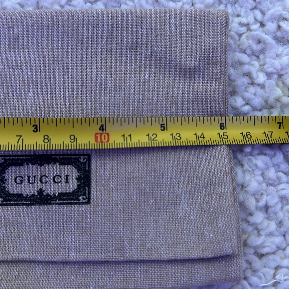 Small Gucci pouch!